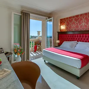 **** Hotel La Paloma Blanca Italia