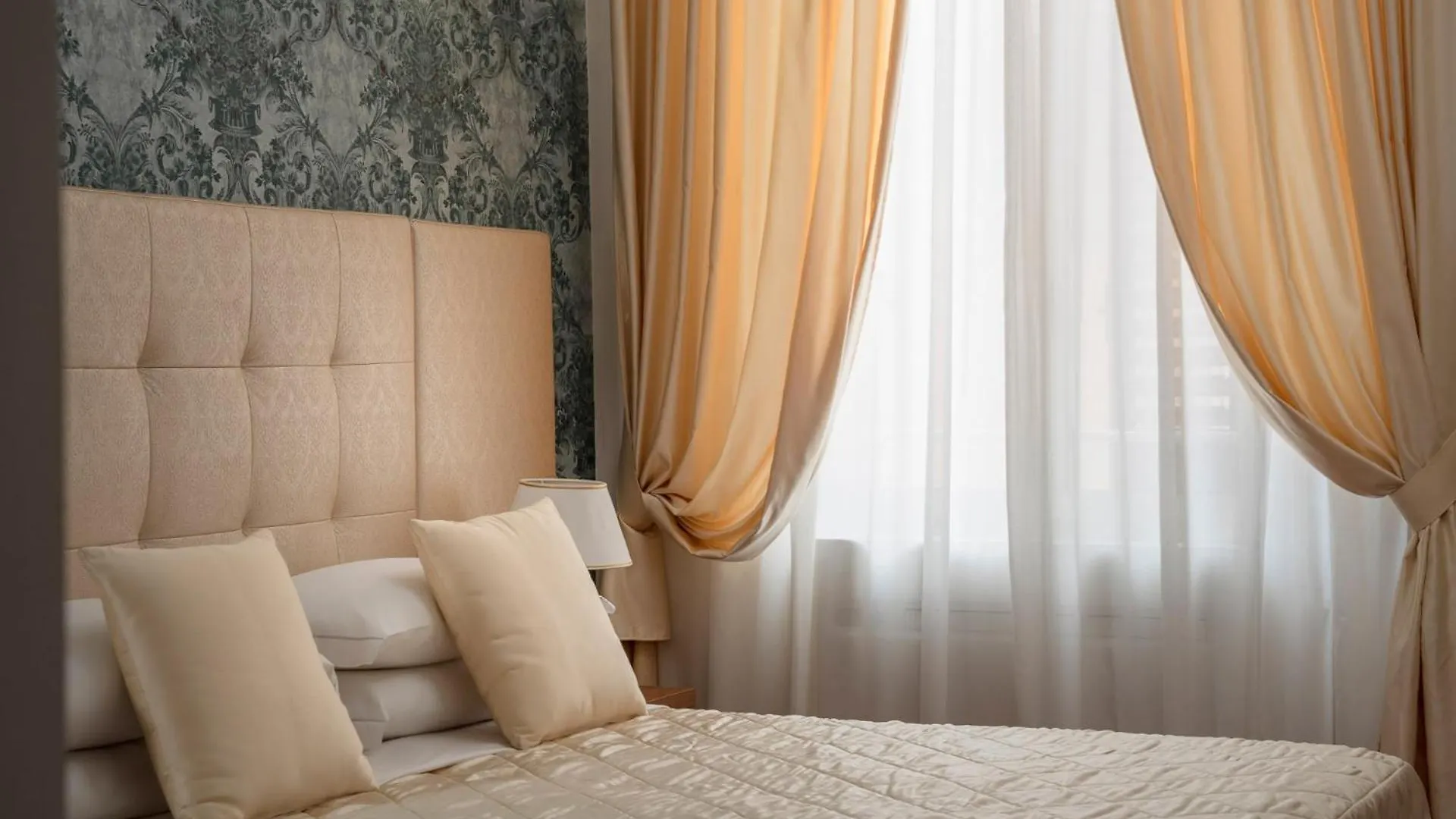 Hotel Re Enzo بولونيا إيطاليا